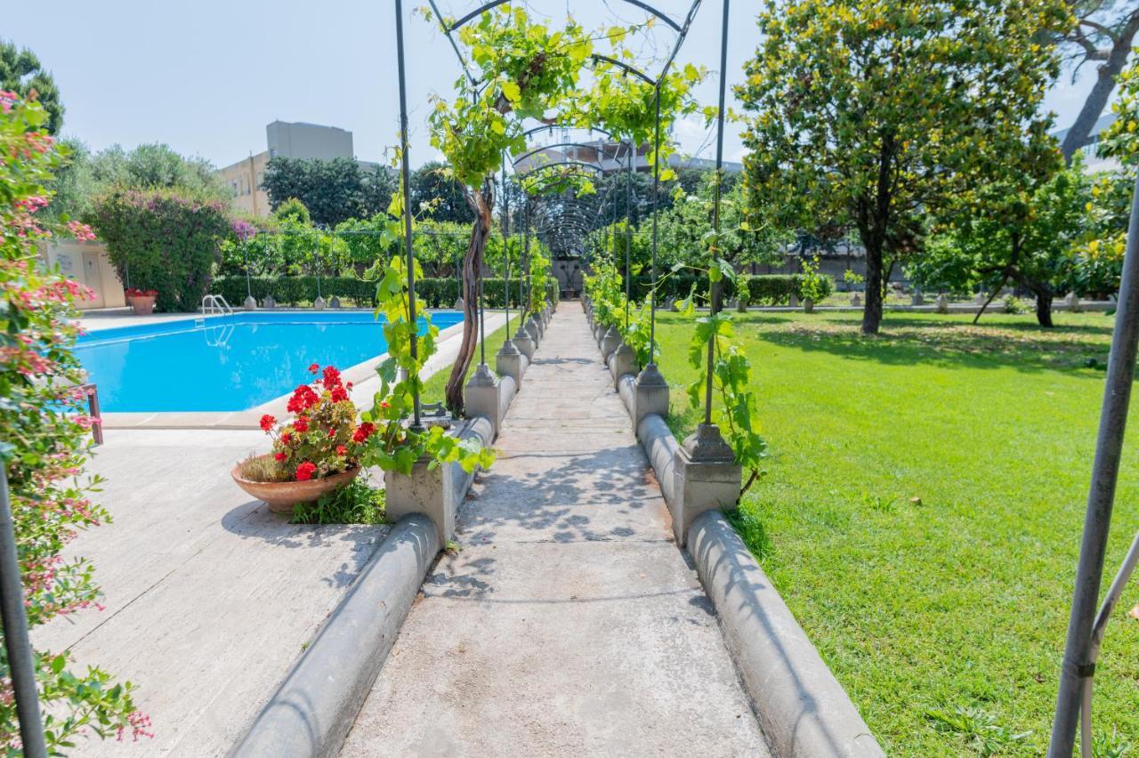 Villa Luisa Bari Zewnętrze zdjęcie